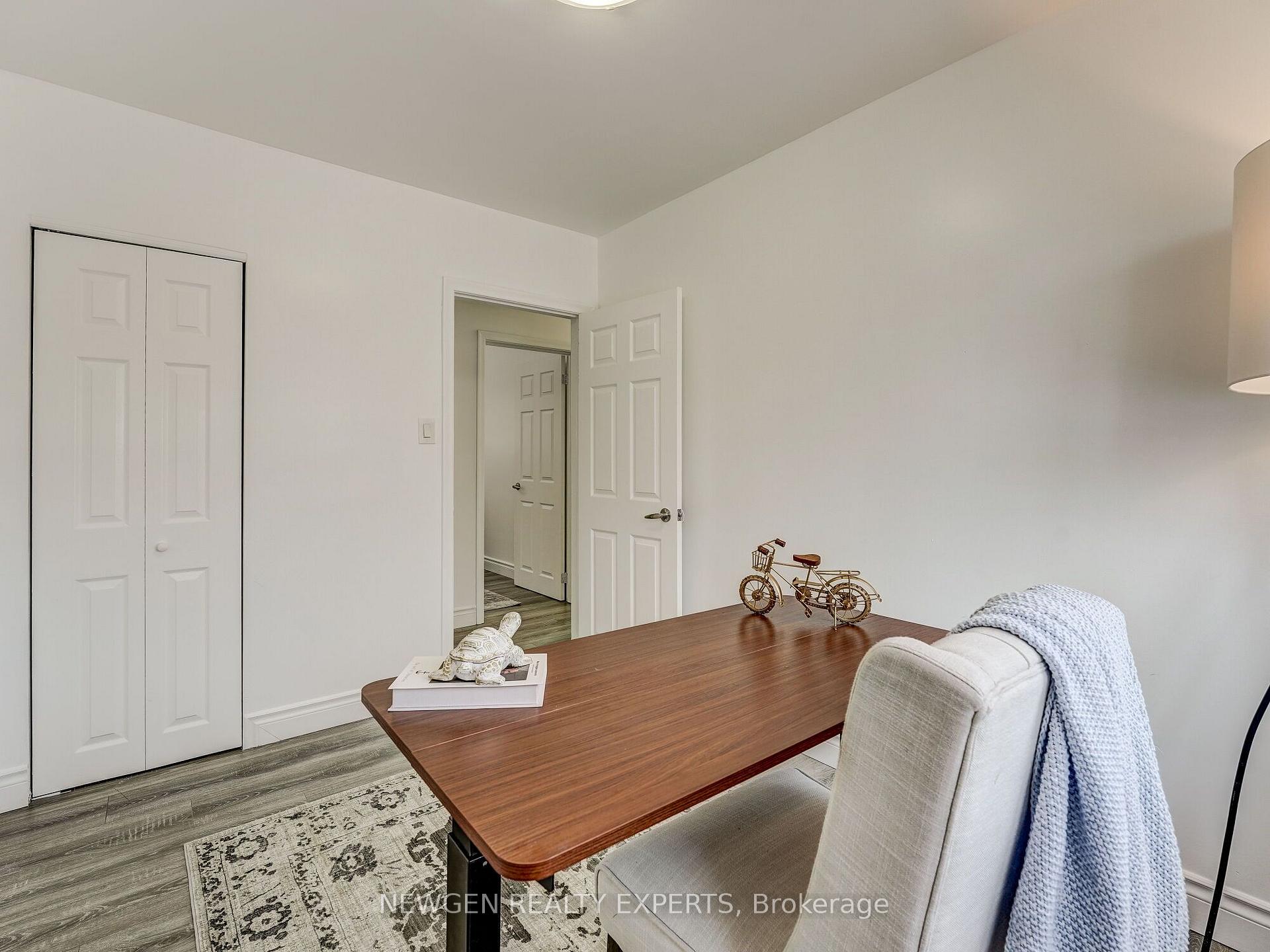Photo 19 of 30 Linton Avenue E, Ajax, Central West — HOMEH