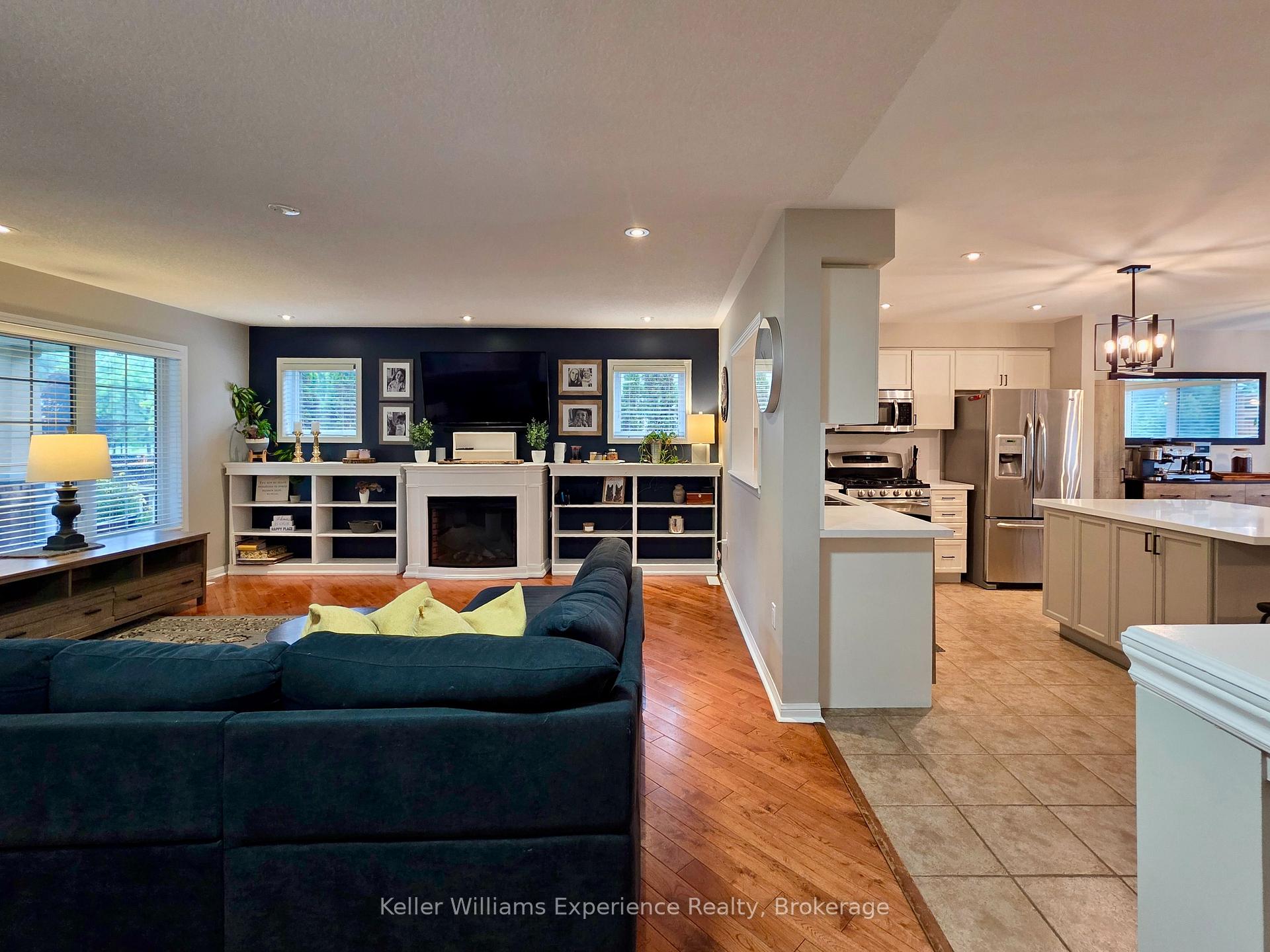 Photo 7 of 22 Rosemead Close, Bracebridge, Macaulay — HOMEH