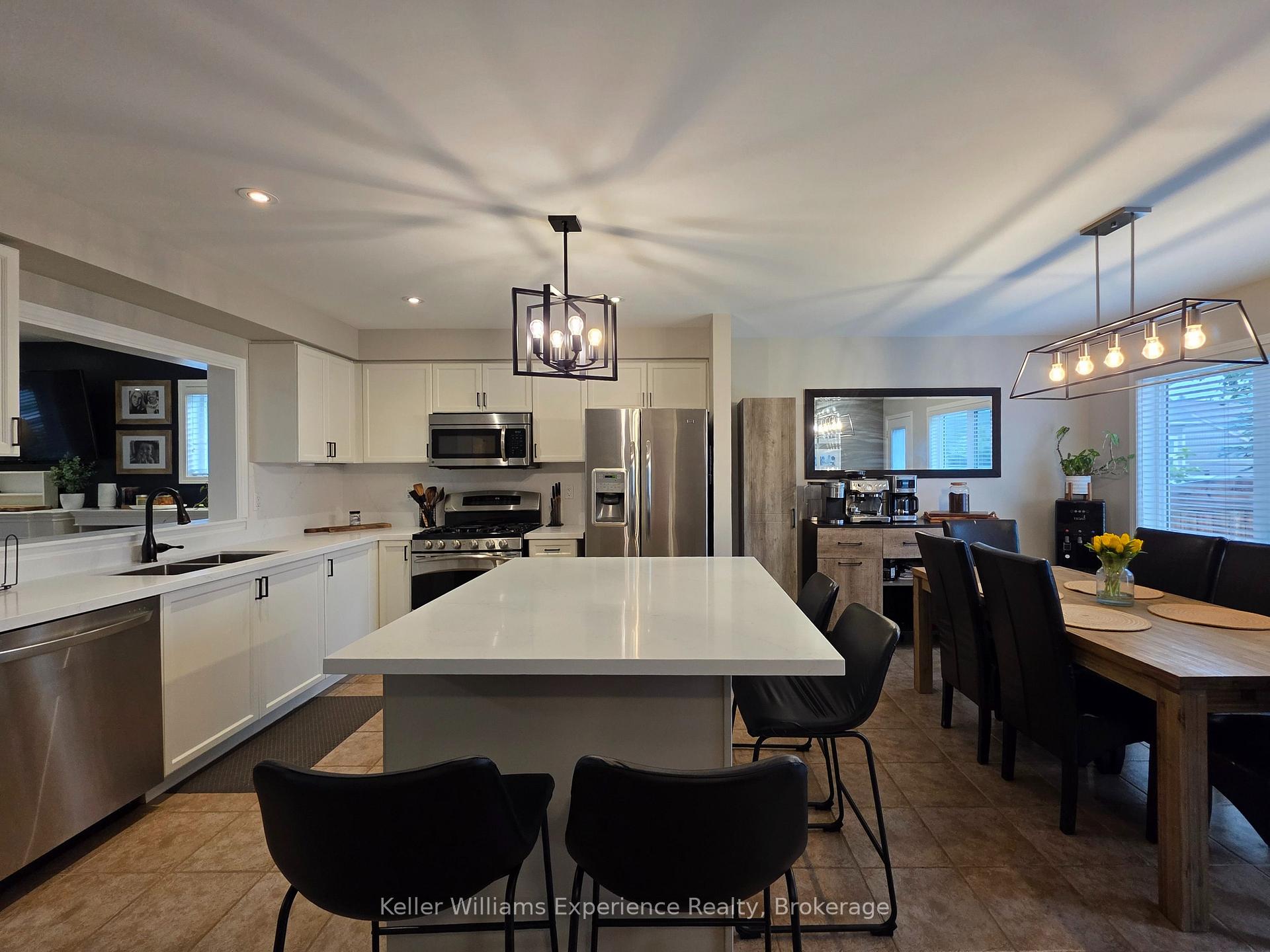 Photo 14 of 22 Rosemead Close, Bracebridge, Macaulay — HOMEH