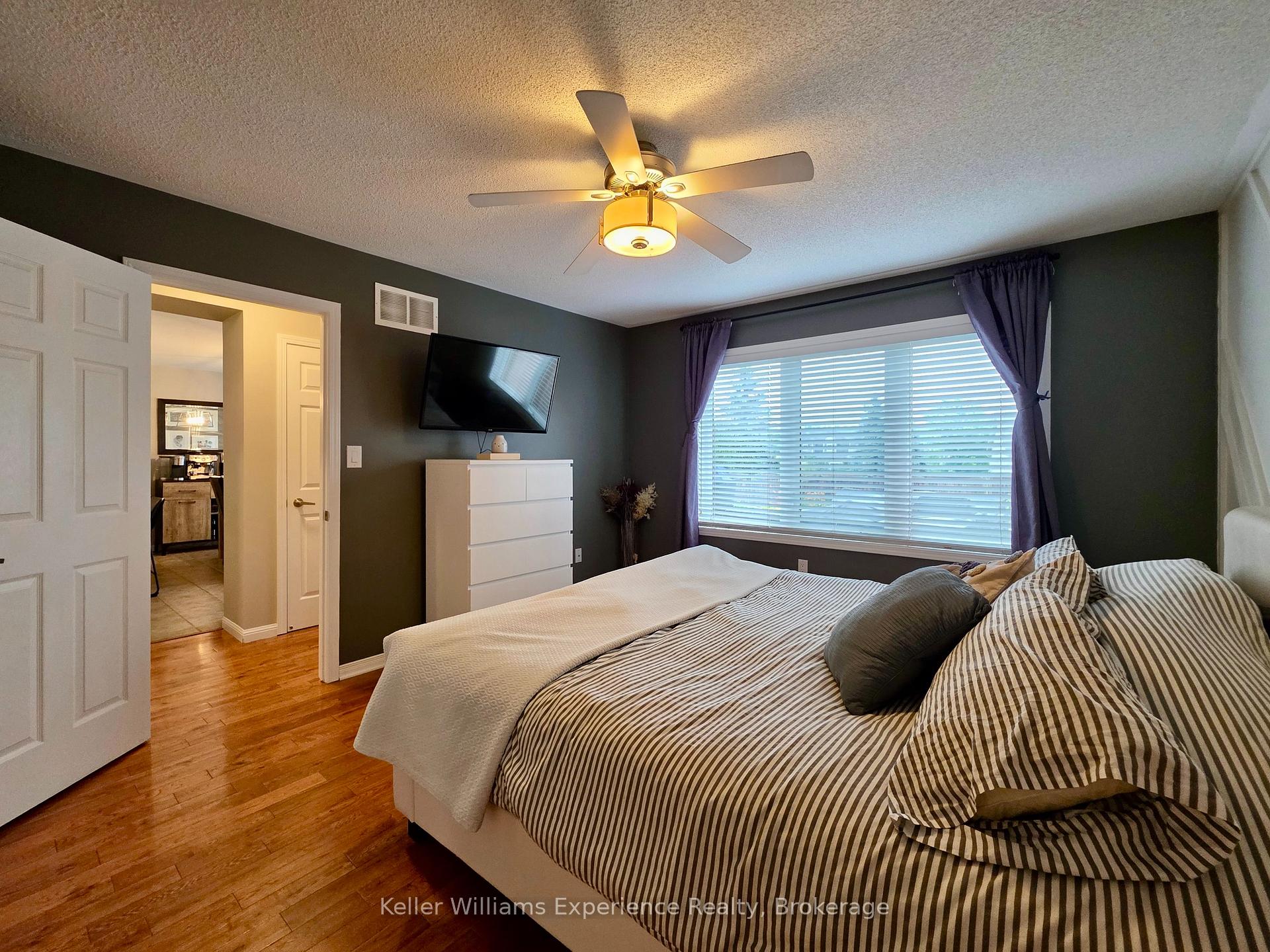 Photo 20 of 22 Rosemead Close, Bracebridge, Macaulay — HOMEH