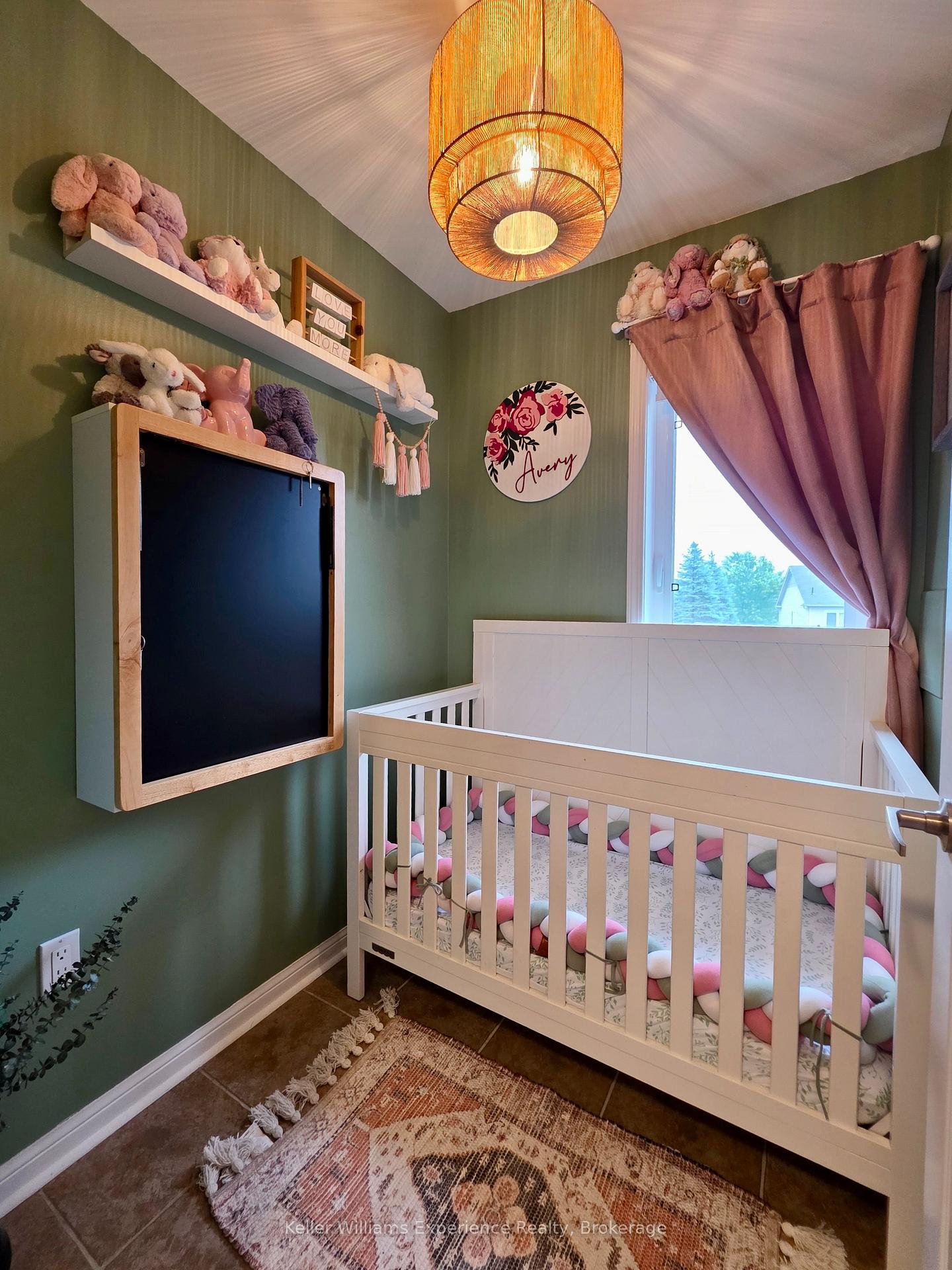 Photo 23 of 22 Rosemead Close, Bracebridge, Macaulay — HOMEH