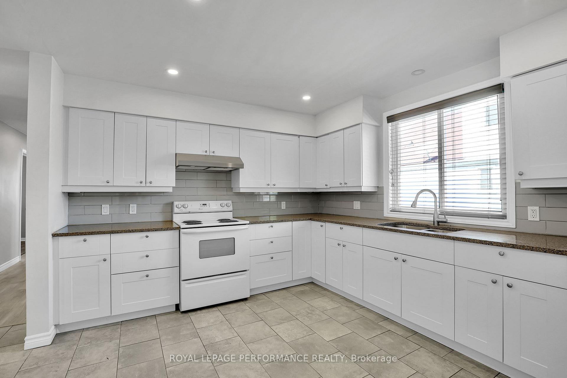 Photo 5 of 1482 Laperriere Avenue, Ottawa, Carlington — HOMEH