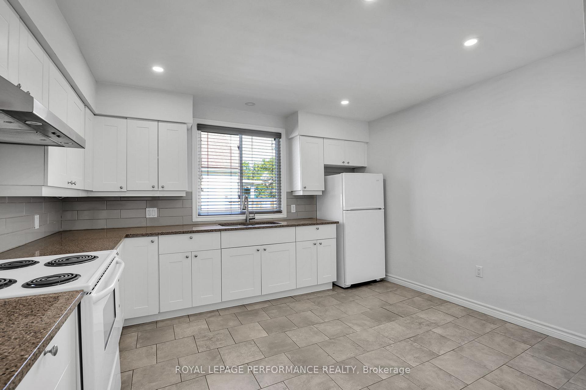 Photo 6 of 1482 Laperriere Avenue, Ottawa, Carlington — HOMEH