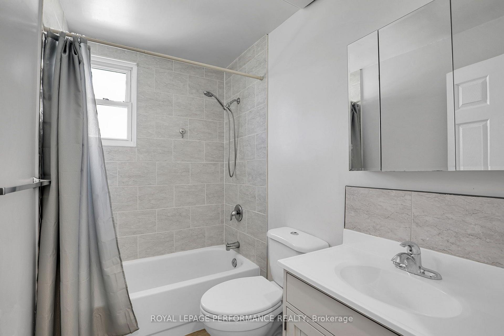 Photo 11 of 1482 Laperriere Avenue, Ottawa, Carlington — HOMEH