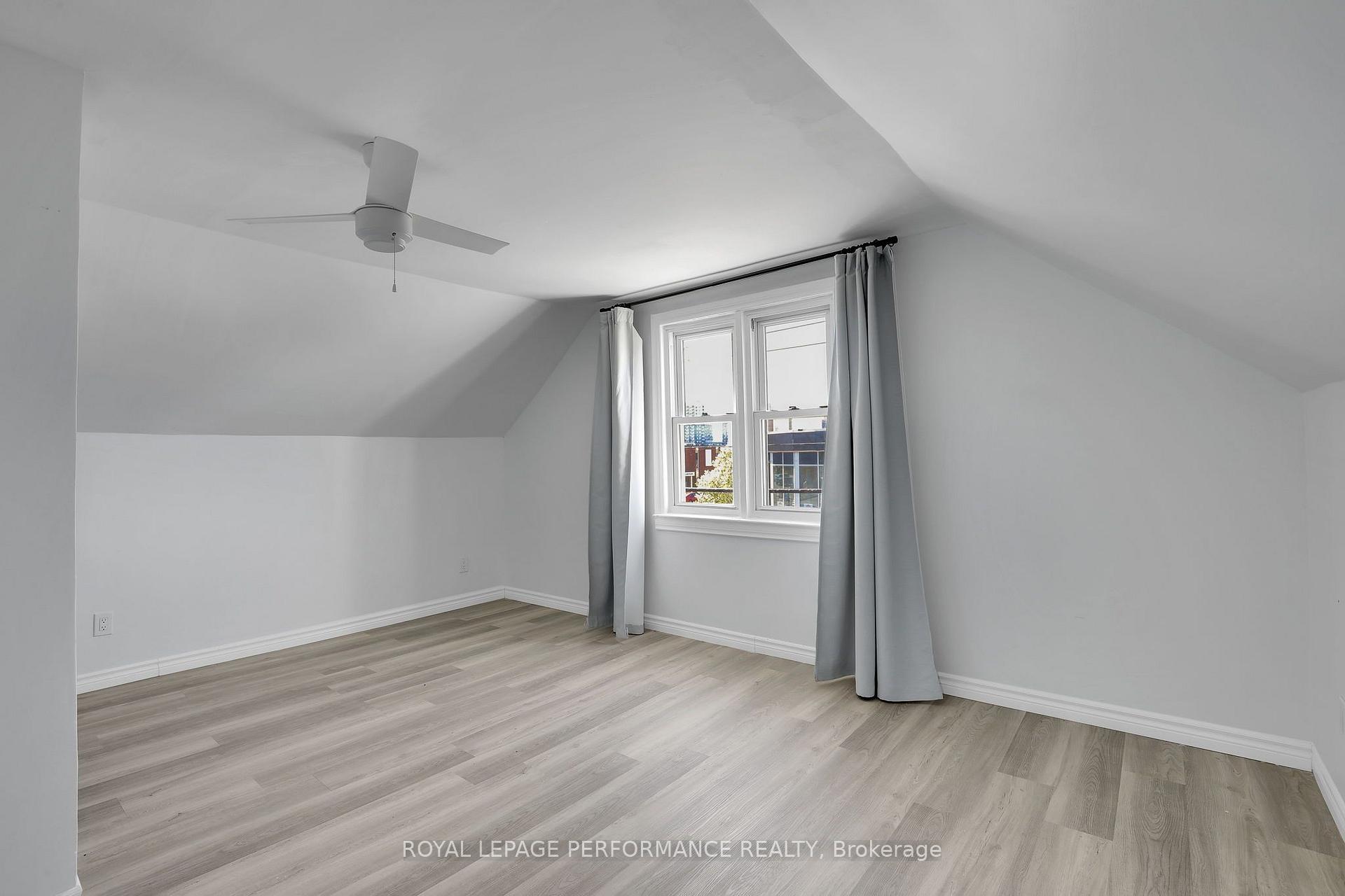 Photo 20 of 1482 Laperriere Avenue, Ottawa, Carlington — HOMEH