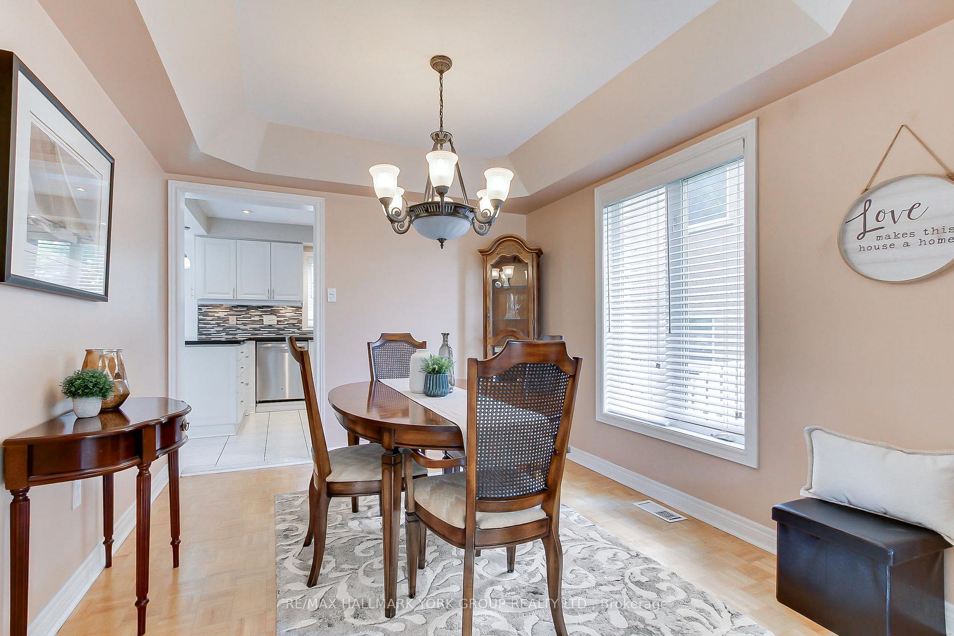 Photo 15 of 571 Goodyear Crescent, Newmarket, Gorham-College Manor — HOMEH
