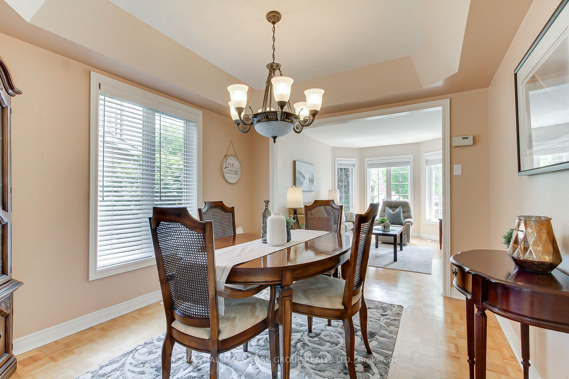 Photo 16 of 571 Goodyear Crescent, Newmarket, Gorham-College Manor — HOMEH