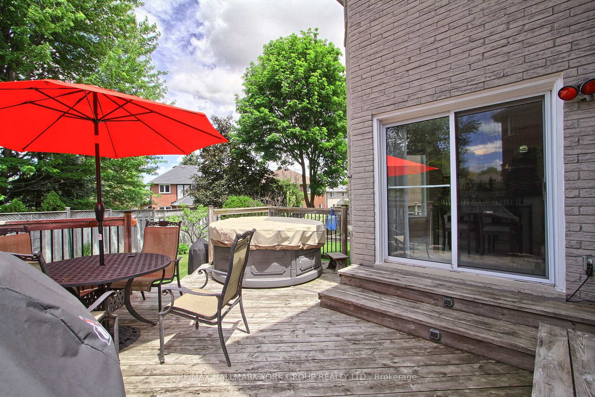 Photo 46 of 571 Goodyear Crescent, Newmarket, Gorham-College Manor — HOMEH