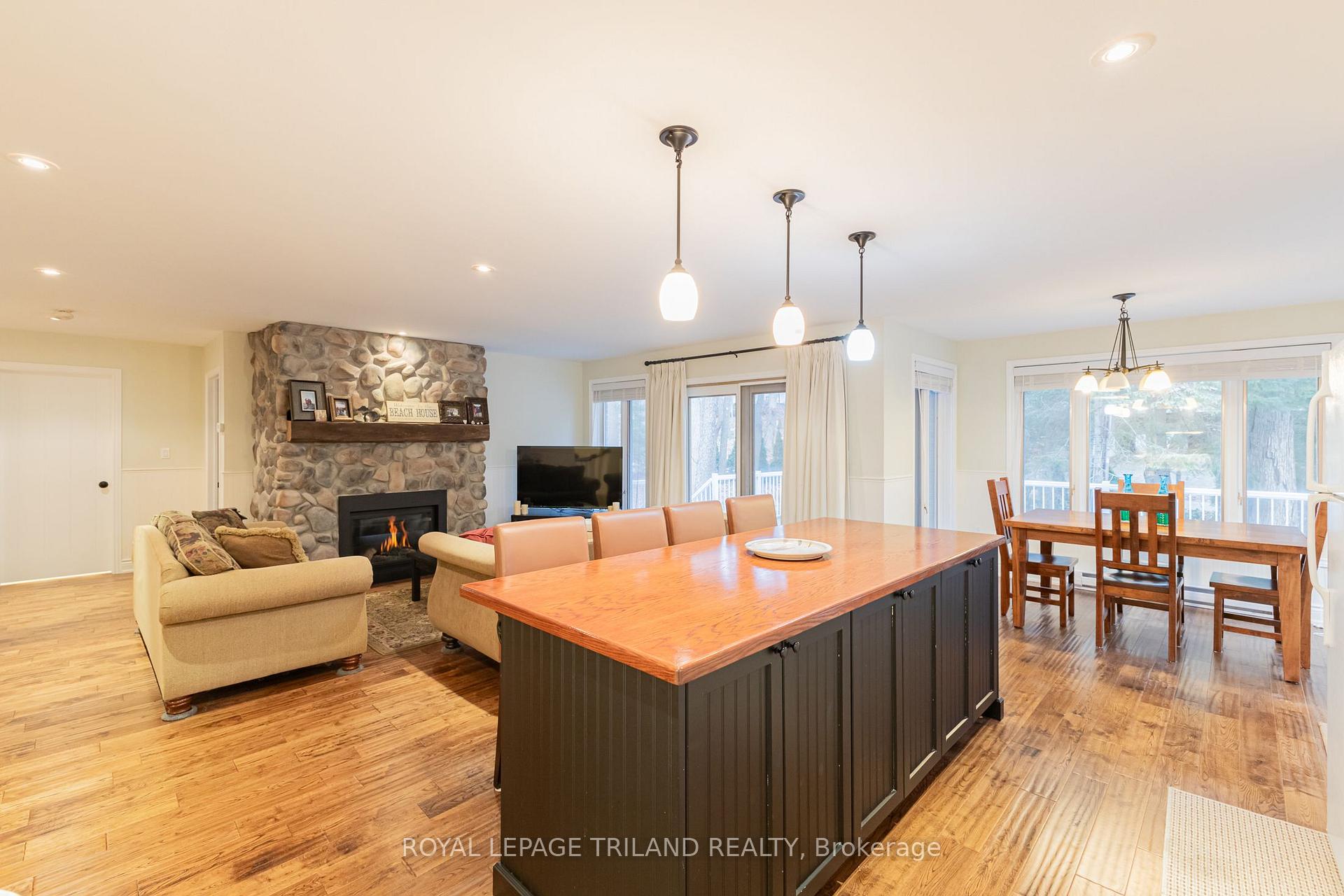 Photo 3 of 33 Forest Avenue, South Huron, Stephen — HOMEH