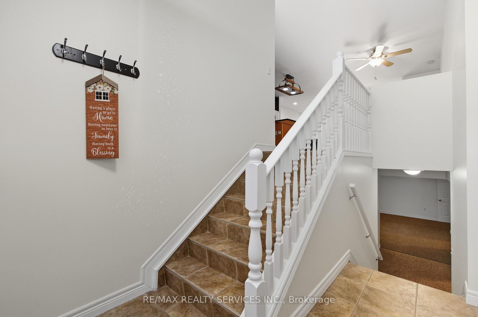 Photo 14 of 1039 Clover Avenue, Windsor, East Riverside — HOMEH