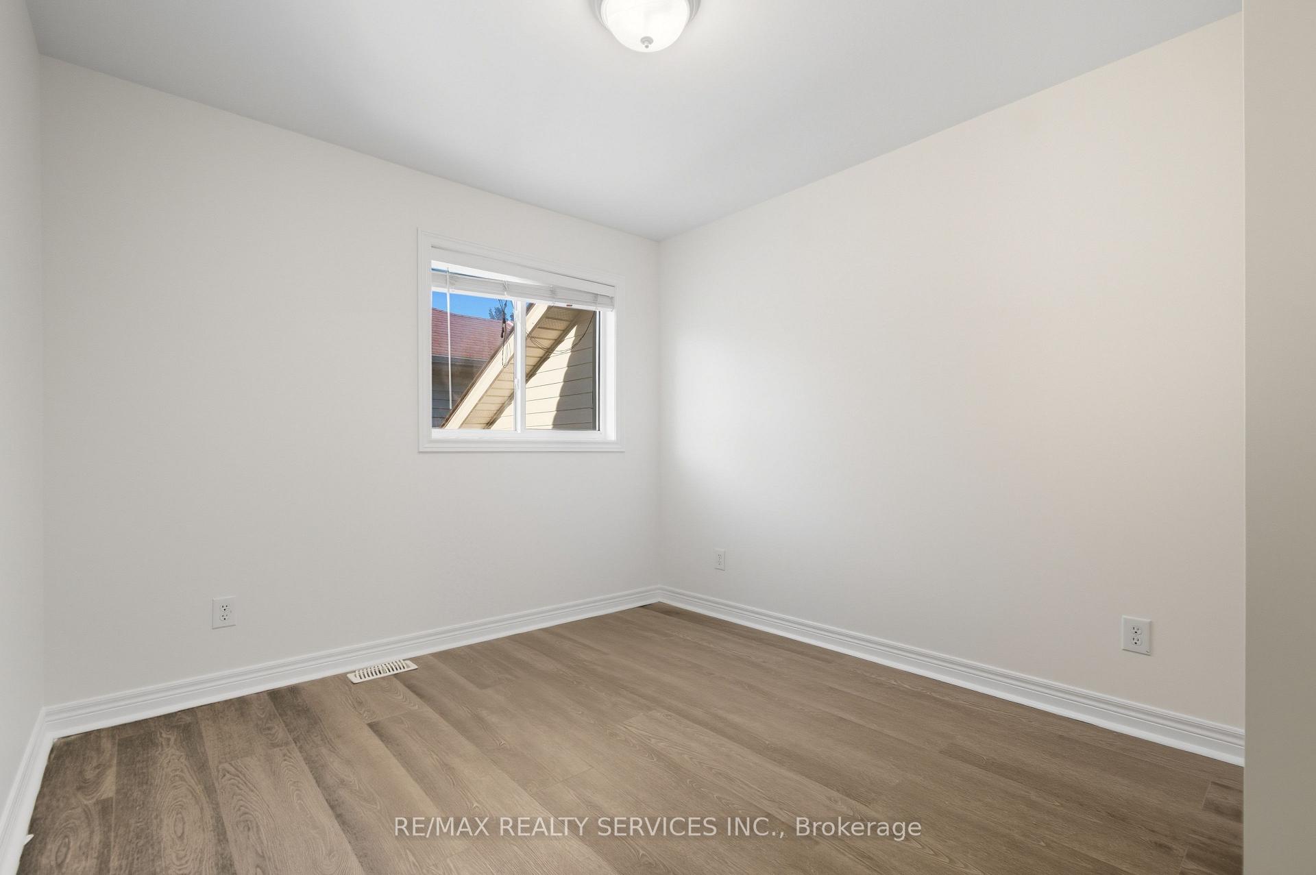 Photo 27 of 1039 Clover Avenue, Windsor, East Riverside — HOMEH