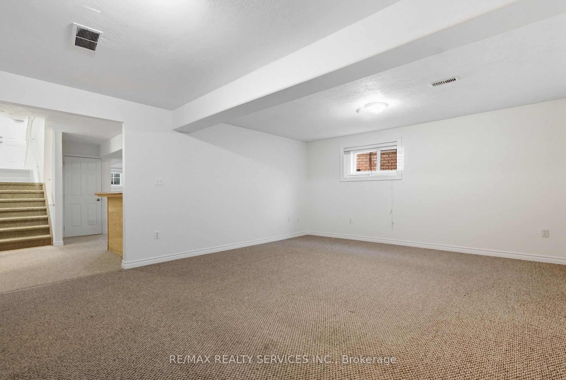 Photo 33 of 1039 Clover Avenue, Windsor, East Riverside — HOMEH