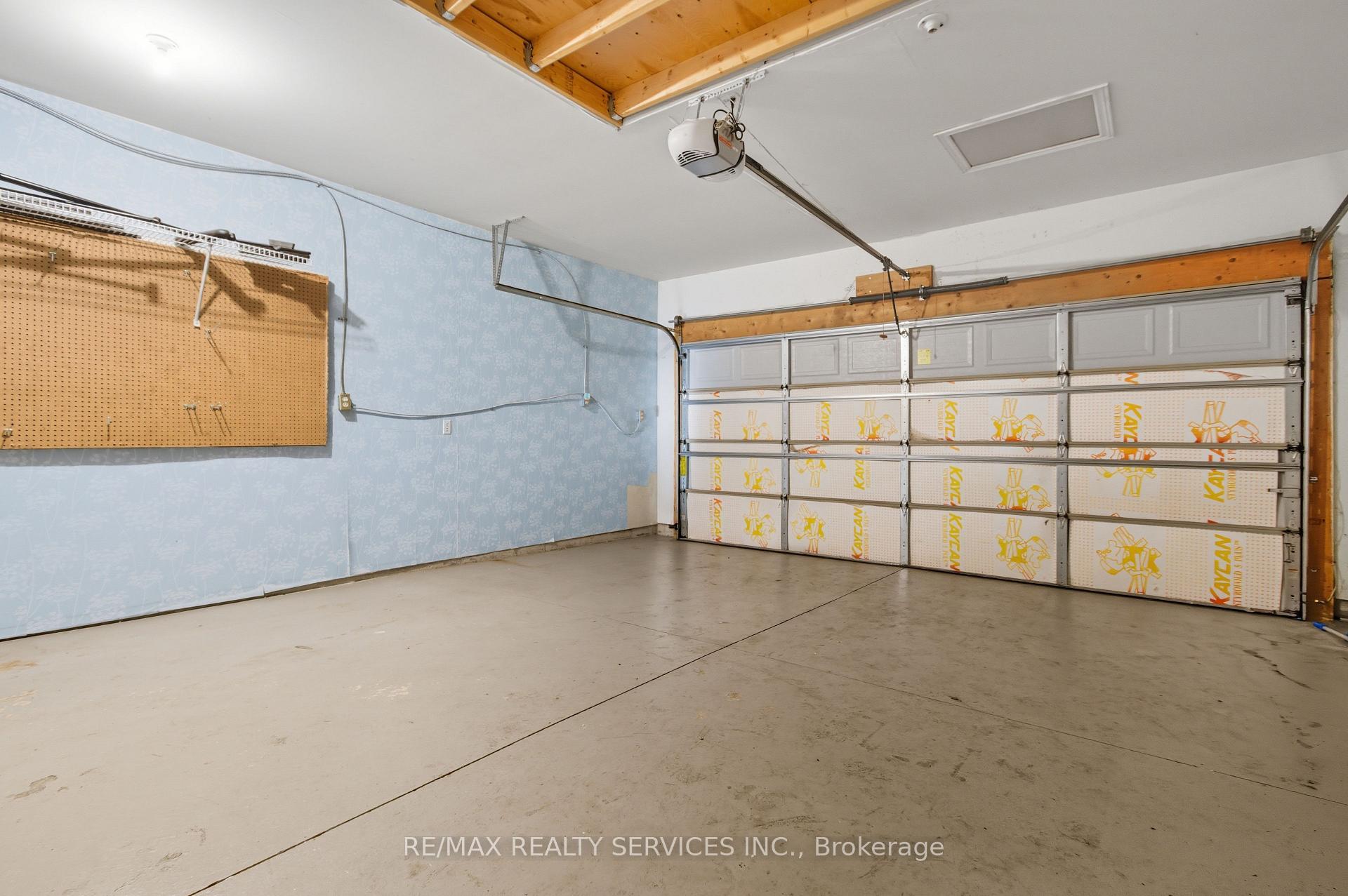 Photo 36 of 1039 Clover Avenue, Windsor, East Riverside — HOMEH