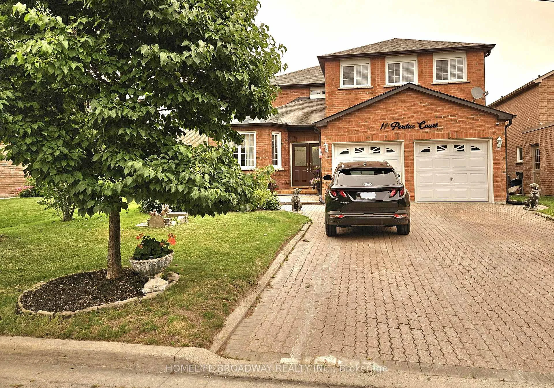 Photo 3 of 11 Perdue Court, Markham, Milliken Mills East — HOMEH