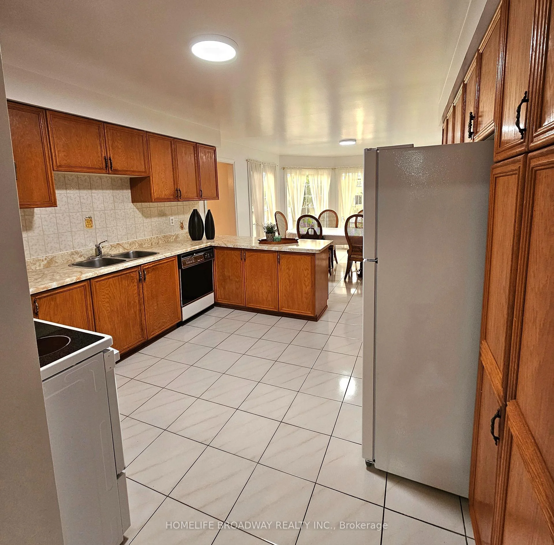 Photo 13 of 11 Perdue Court, Markham, Milliken Mills East — HOMEH