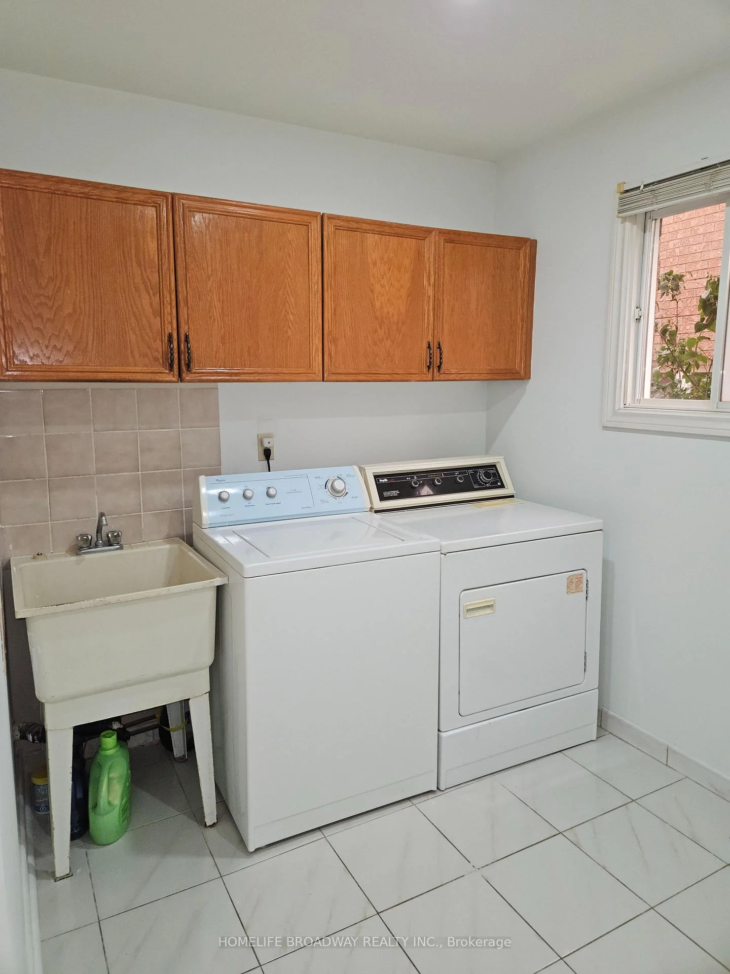 Photo 34 of 11 Perdue Court, Markham, Milliken Mills East — HOMEH