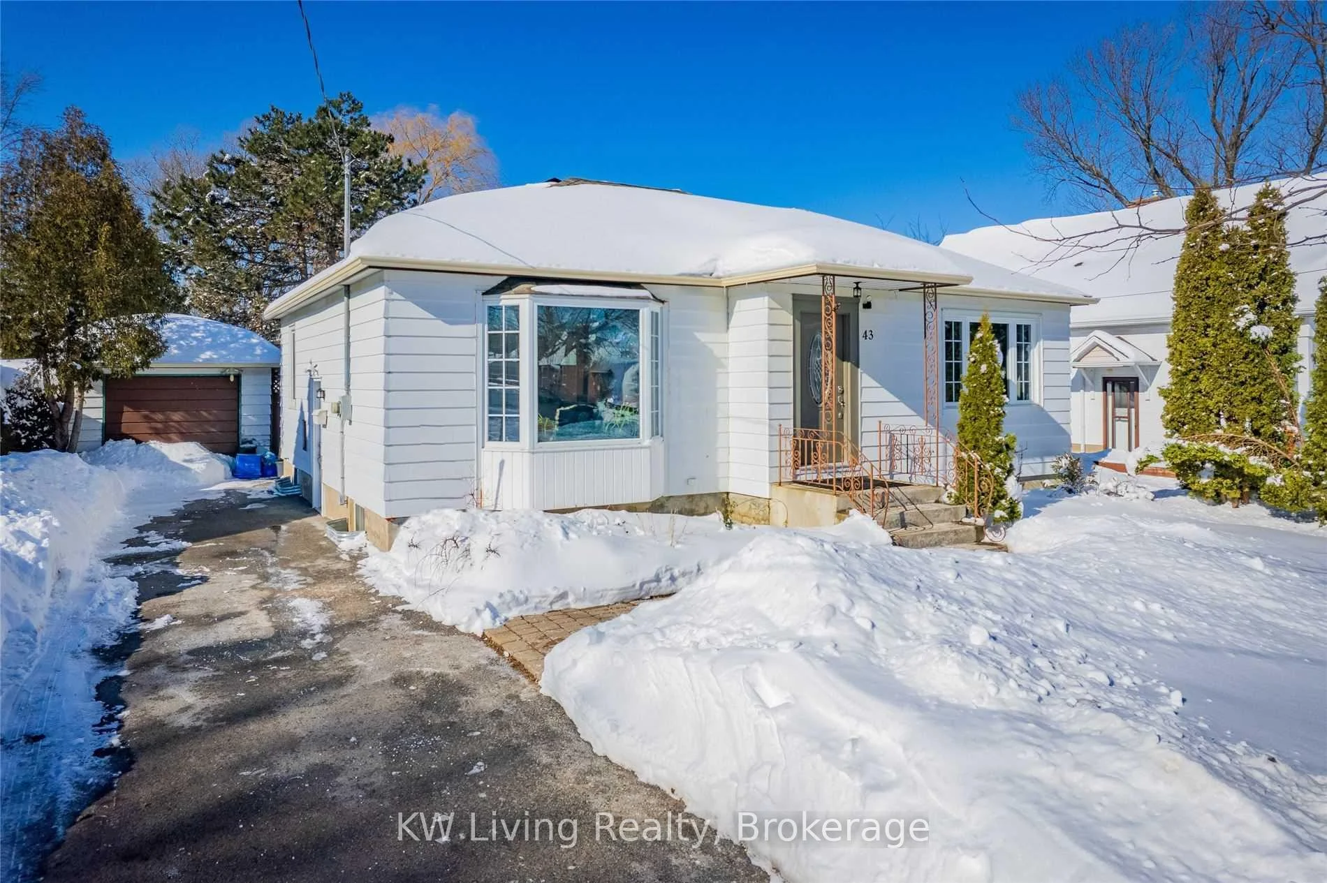 Photo 3 of Unit Lower, 43 Else Street, St. Catharines, Vine/Linwell — HOMEH