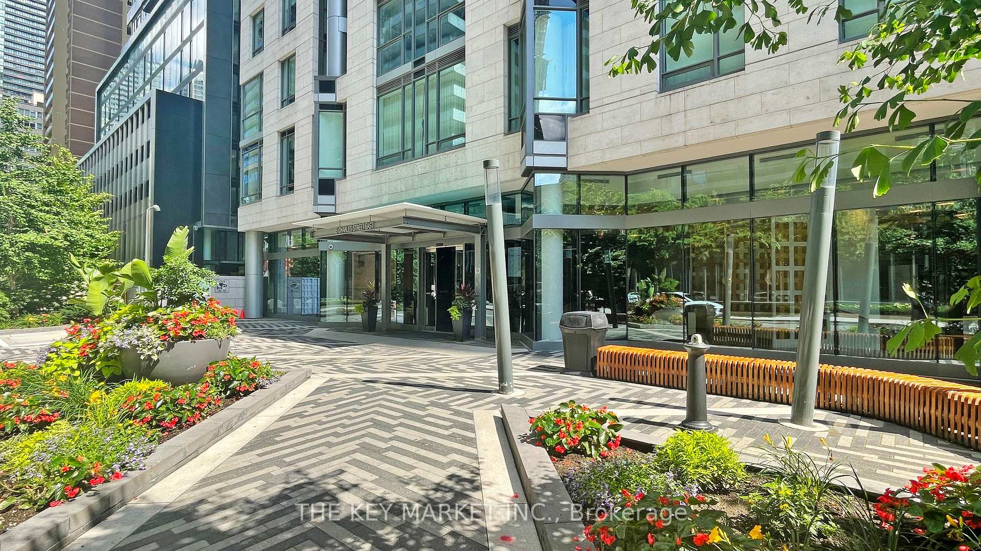 Photo 3 of Unit 511, 45 Charles Street E, Toronto, Church-Yonge Corridor — HOMEH