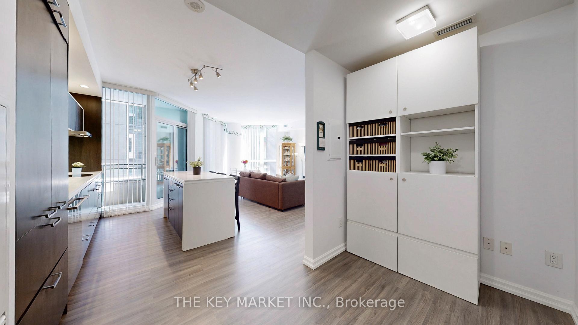 Photo 8 of Unit 511, 45 Charles Street E, Toronto, Church-Yonge Corridor — HOMEH