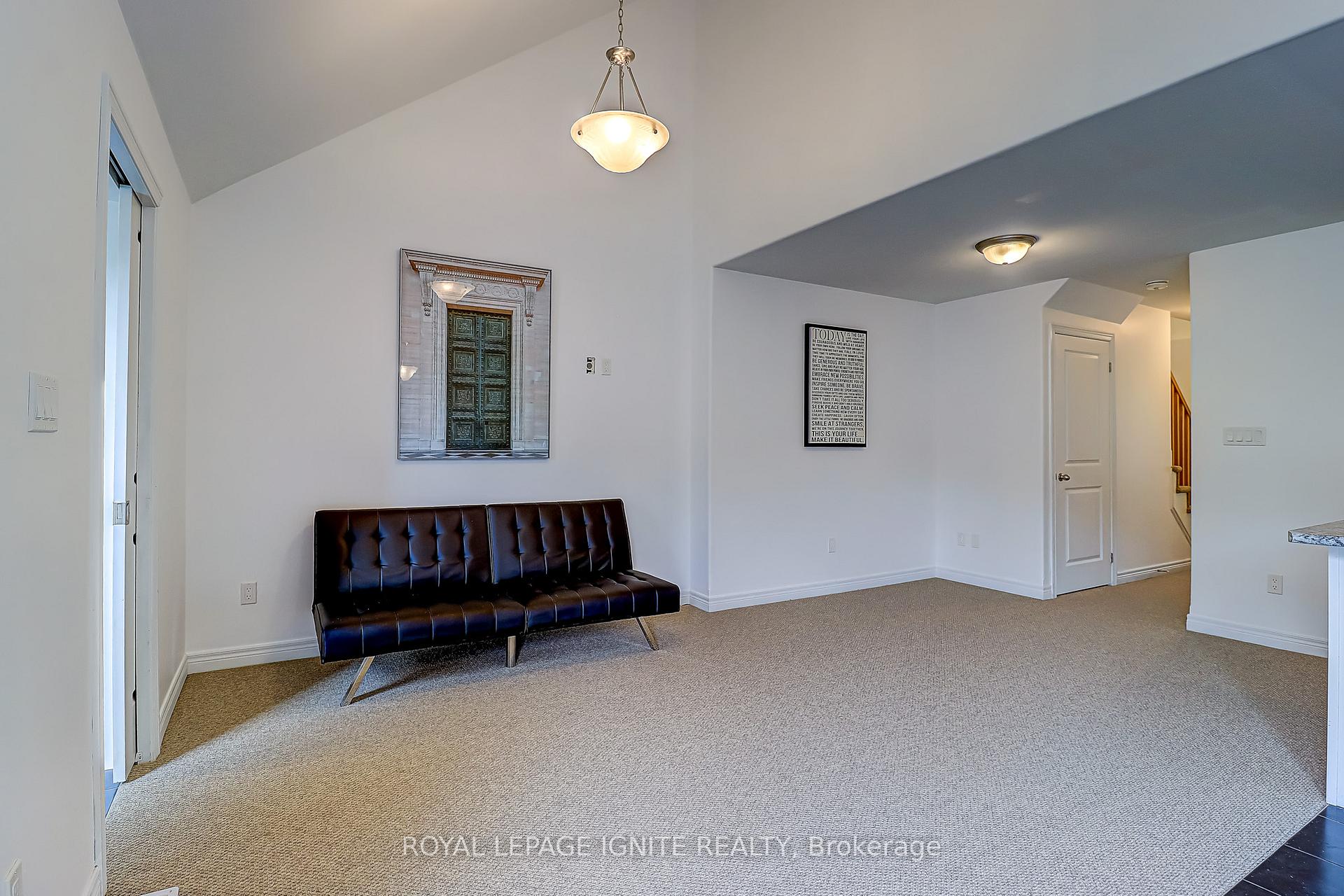 Photo 18 of 931 Broadway Boulevard, Peterborough, Northcrest Ward 5 — HOMEH