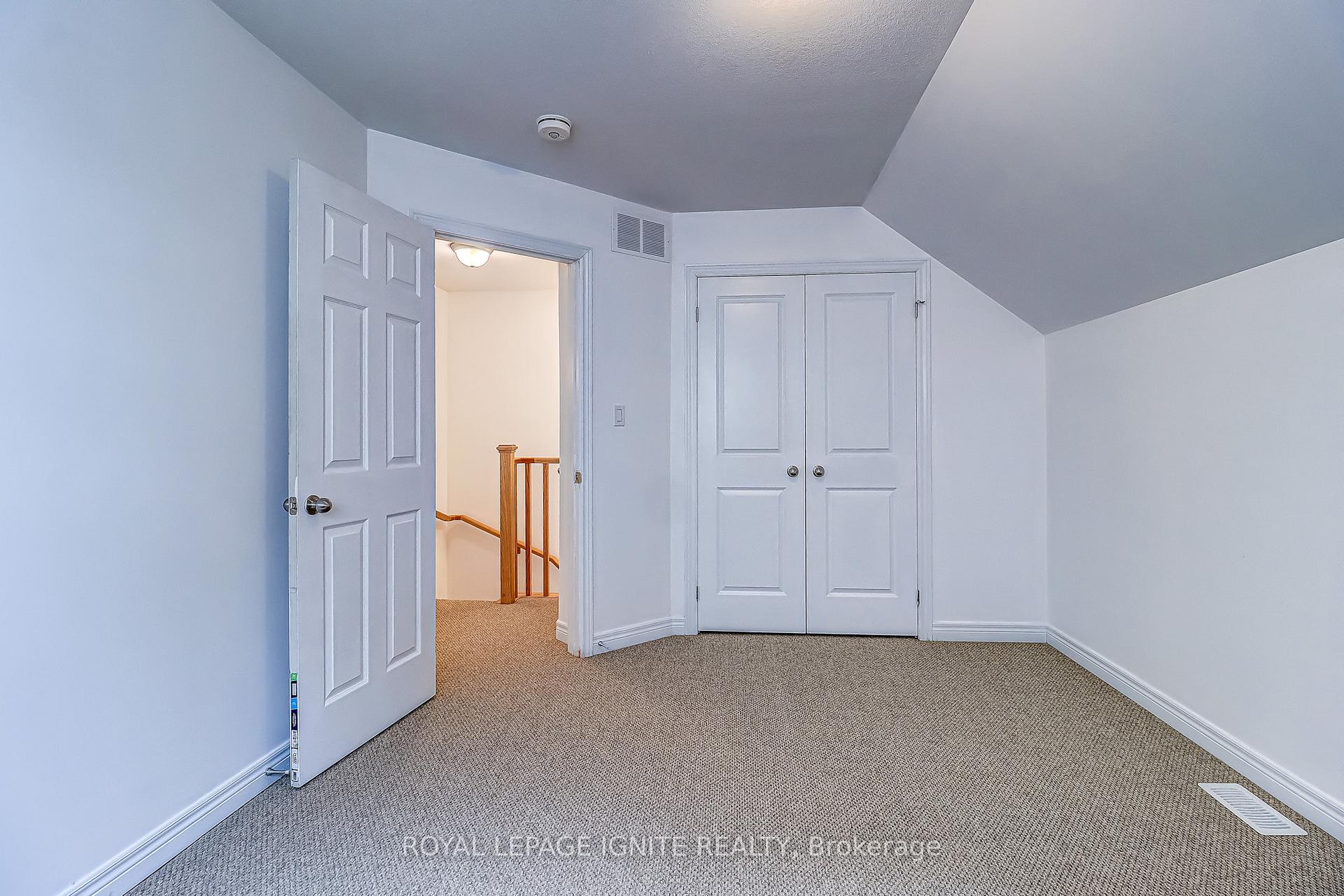 Photo 33 of 931 Broadway Boulevard, Peterborough, Northcrest Ward 5 — HOMEH