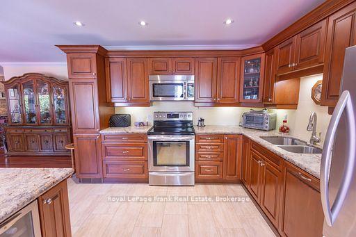 Photo 5 of Unit 607, 200 East Street, Kawartha Lakes, Bobcaygeon — HOMEH
