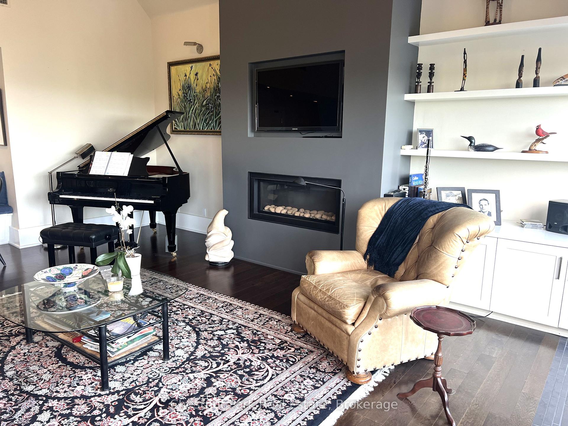 Photo 11 of Unit PH 1003, 24 Ramblings Way, Collingwood — HOMEH