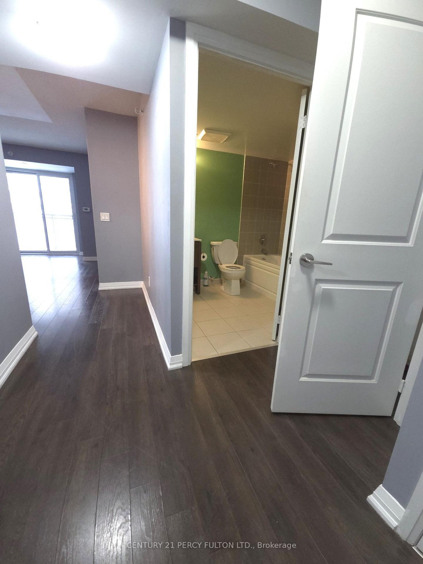 Photo 6 of Unit 711, 30 Meadowglen Place, Scarborough, Woburn — HOMEH