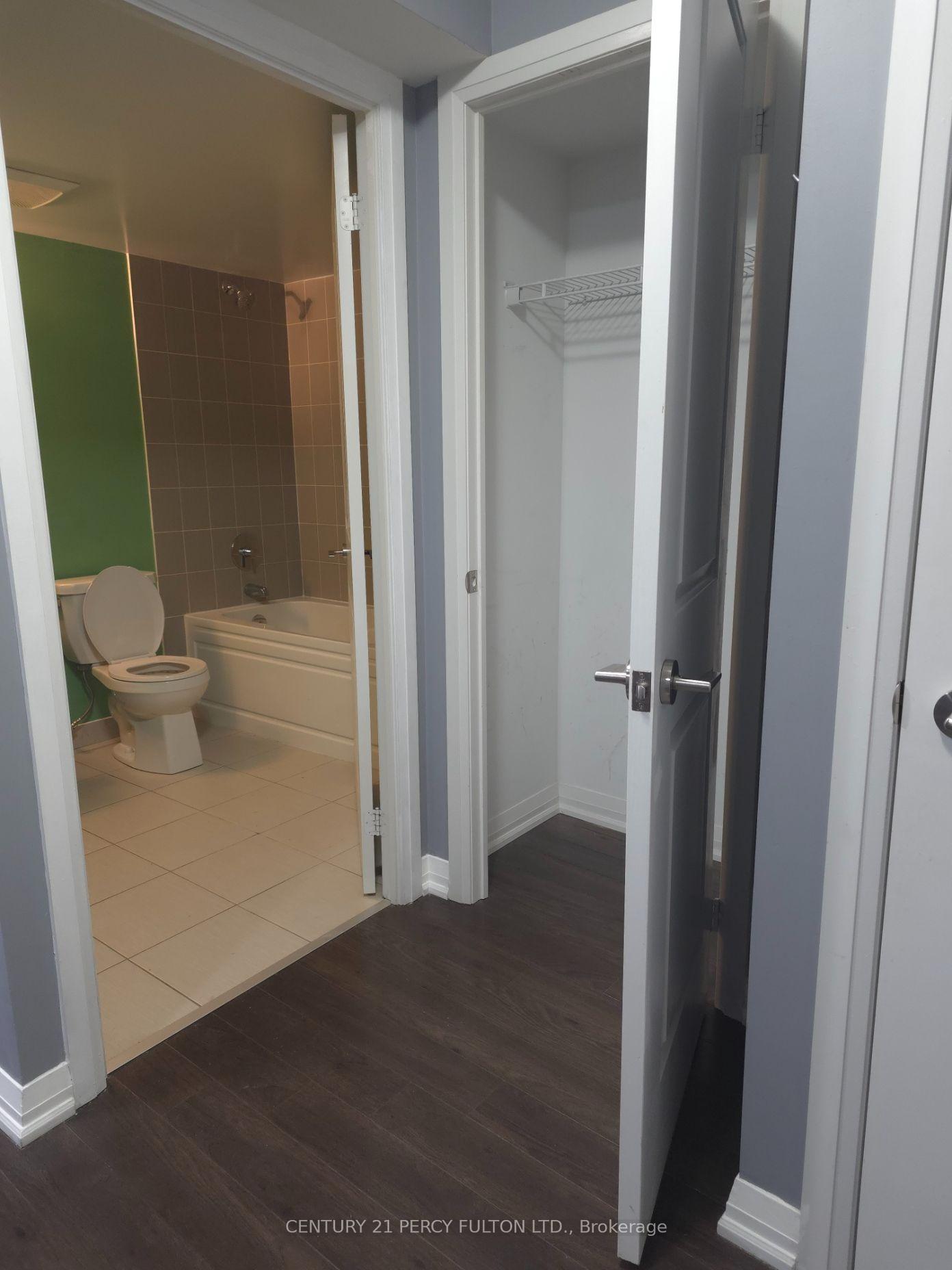 Photo 9 of Unit 711, 30 Meadowglen Place, Scarborough, Woburn — HOMEH
