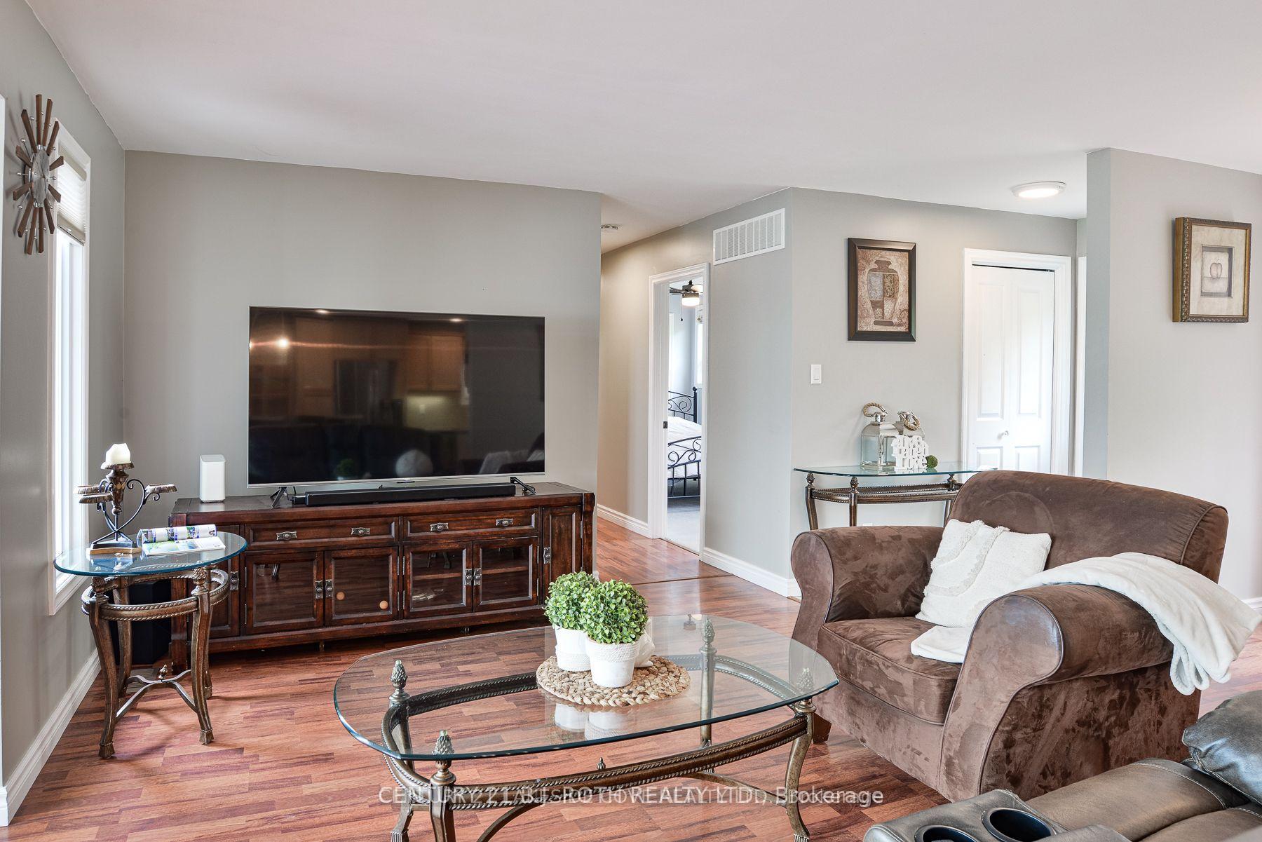 Photo 15 of 7712 Oak Point Road S, Ramara, Rural Ramara — HOMEH