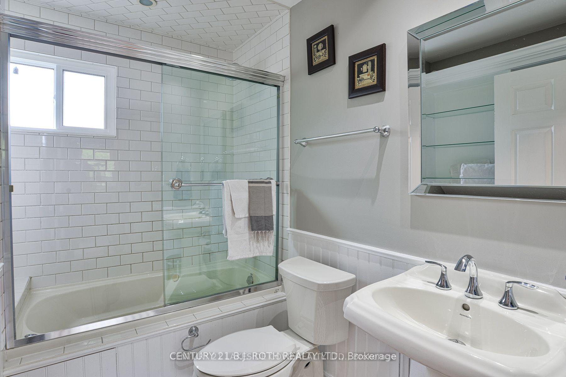 Photo 20 of 7712 Oak Point Road S, Ramara, Rural Ramara — HOMEH