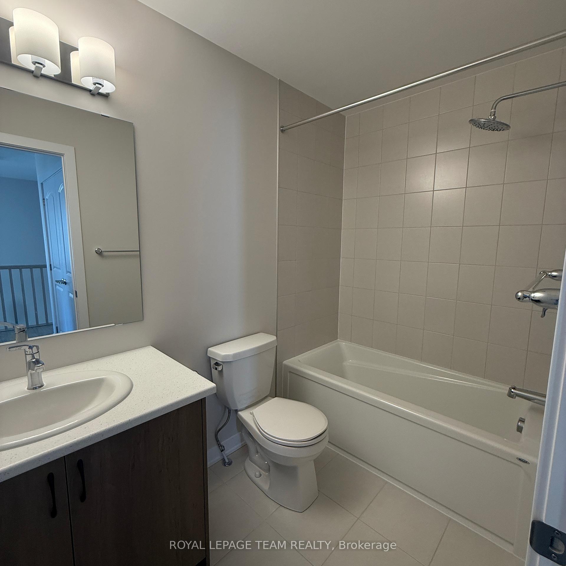 Photo 12 of 286 Les Emmerson Drive S, Ottawa, Barrhaven - Half Moon Bay — HOMEH