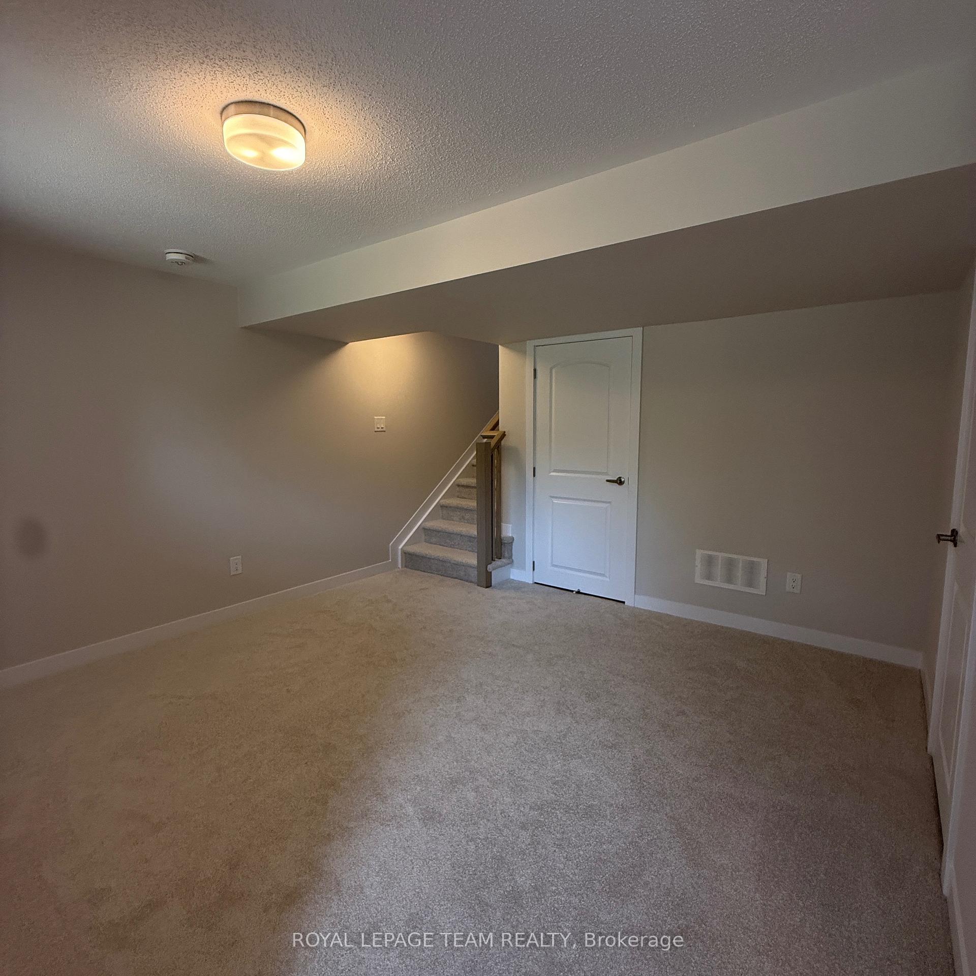 Photo 23 of 286 Les Emmerson Drive S, Ottawa, Barrhaven - Half Moon Bay — HOMEH