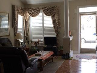 Photo 6 of 5 Cliveden Place, Markham, Berczy — HOMEH