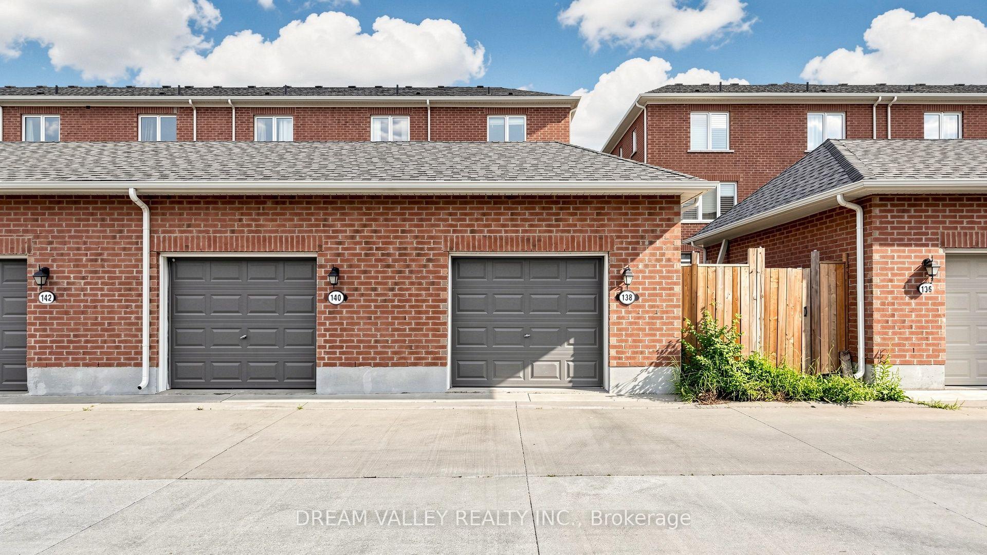 Photo 44 of 138 Cleanside Road, Scarborough, Clairlea-Birchmount — HOMEH