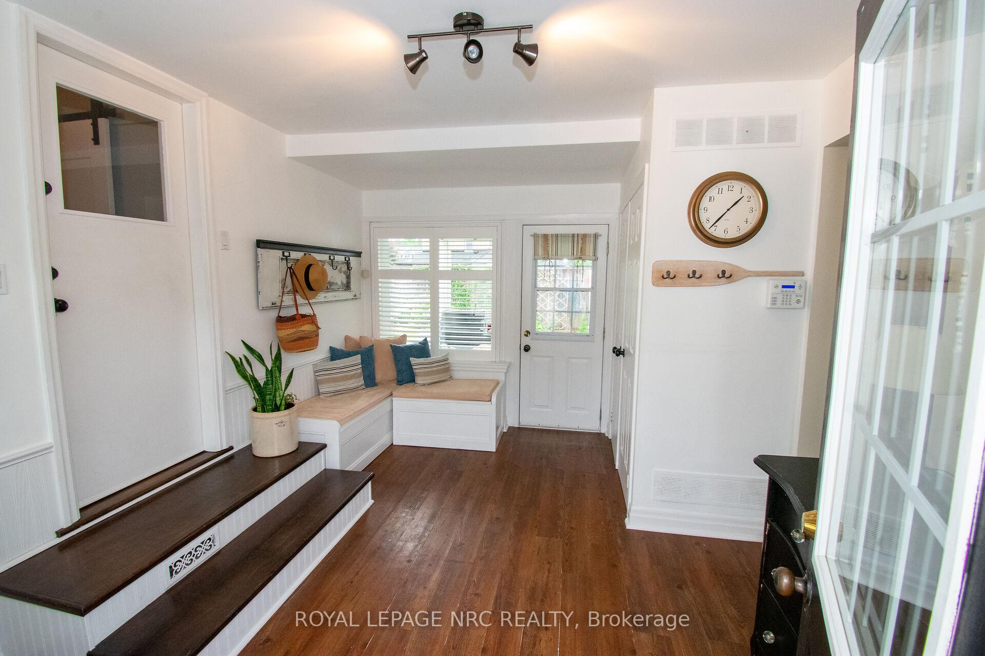 Photo 4 of 87 Lakeport Road N, St. Catharines, Port Dalhousie — HOMEH