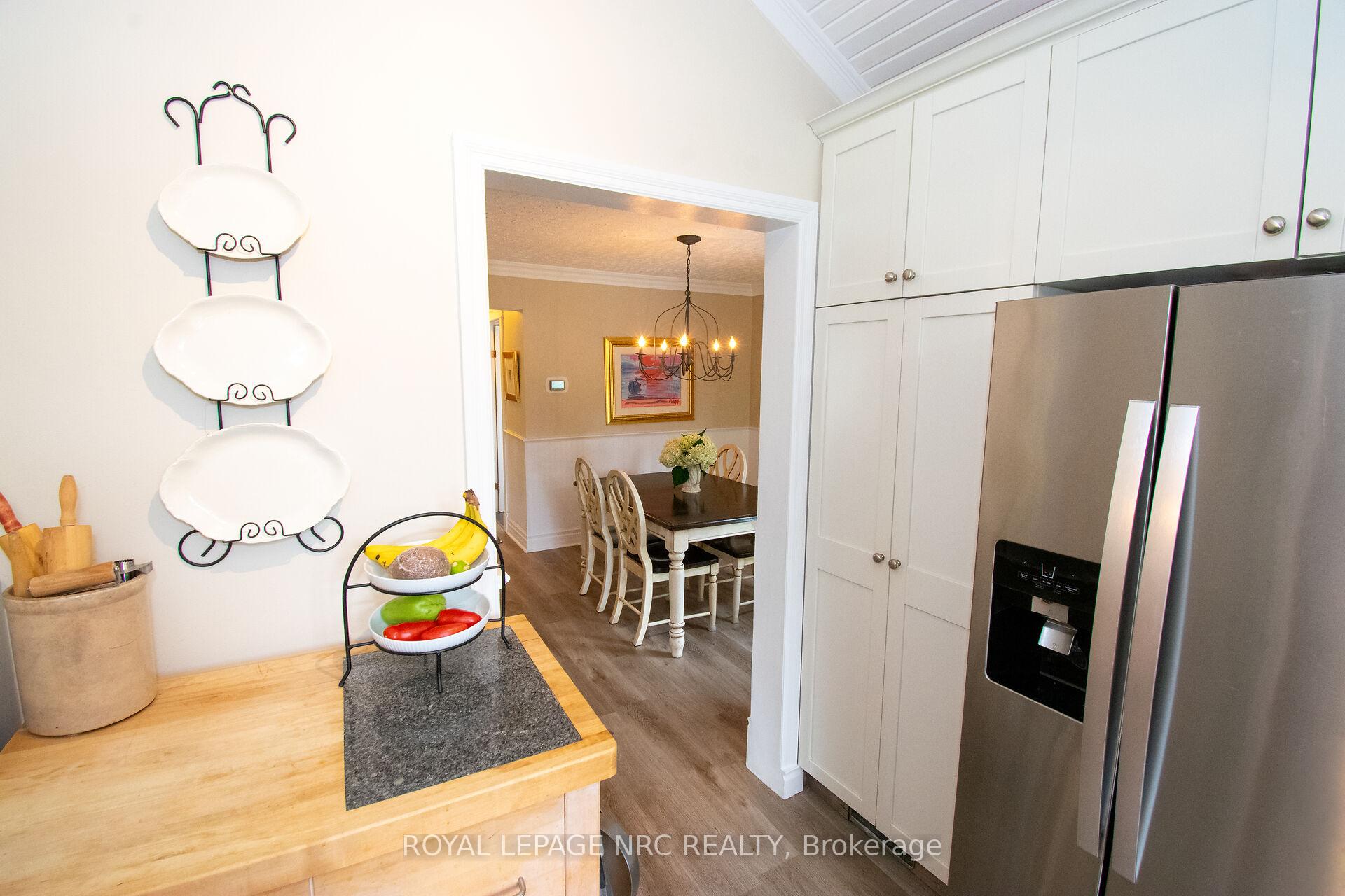 Photo 14 of 87 Lakeport Road N, St. Catharines, Port Dalhousie — HOMEH