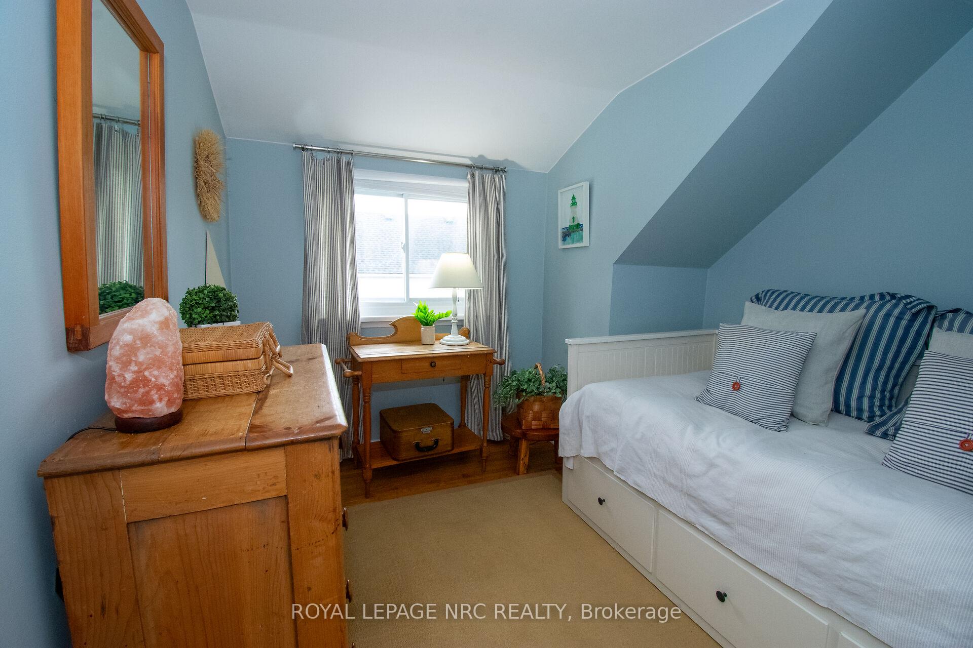 Photo 24 of 87 Lakeport Road N, St. Catharines, Port Dalhousie — HOMEH