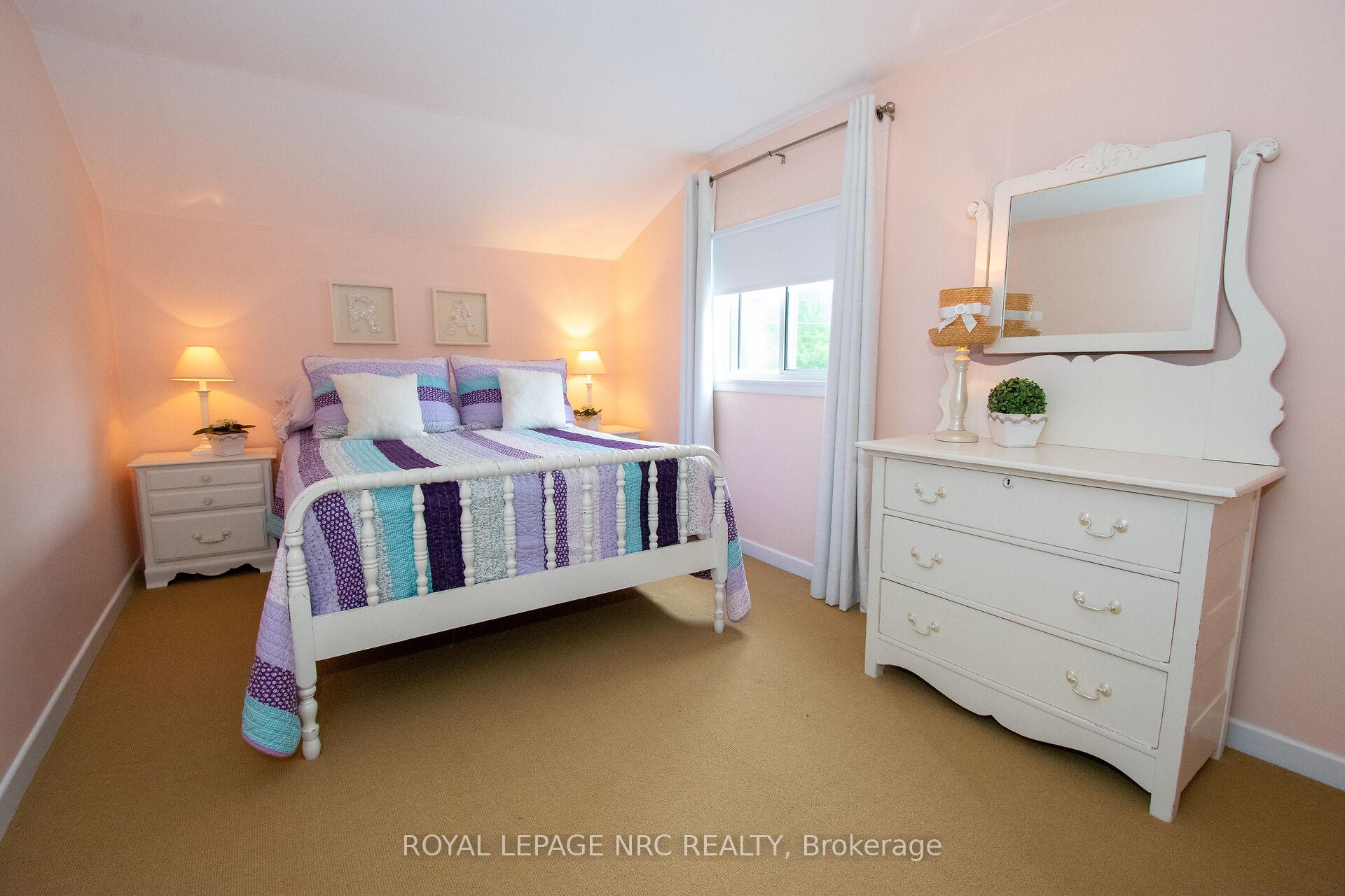 Photo 25 of 87 Lakeport Road N, St. Catharines, Port Dalhousie — HOMEH