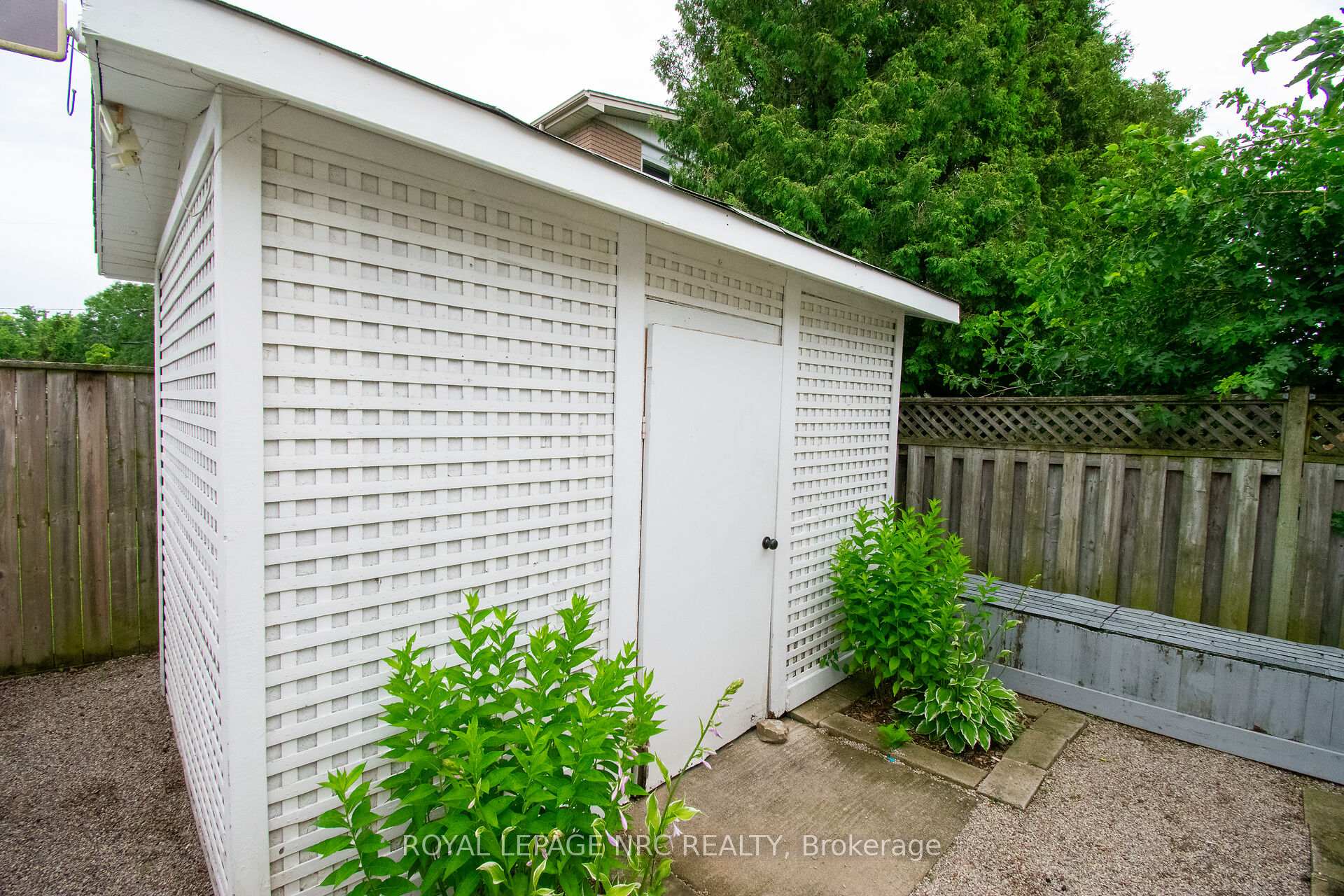 Photo 32 of 87 Lakeport Road N, St. Catharines, Port Dalhousie — HOMEH