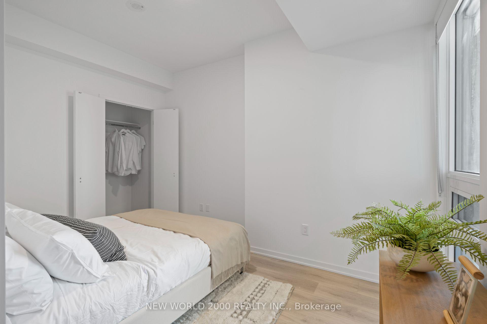 Photo 13 of Unit 1613, 101 Roehampton Avenue, Toronto, Mount Pleasant West — HOMEH