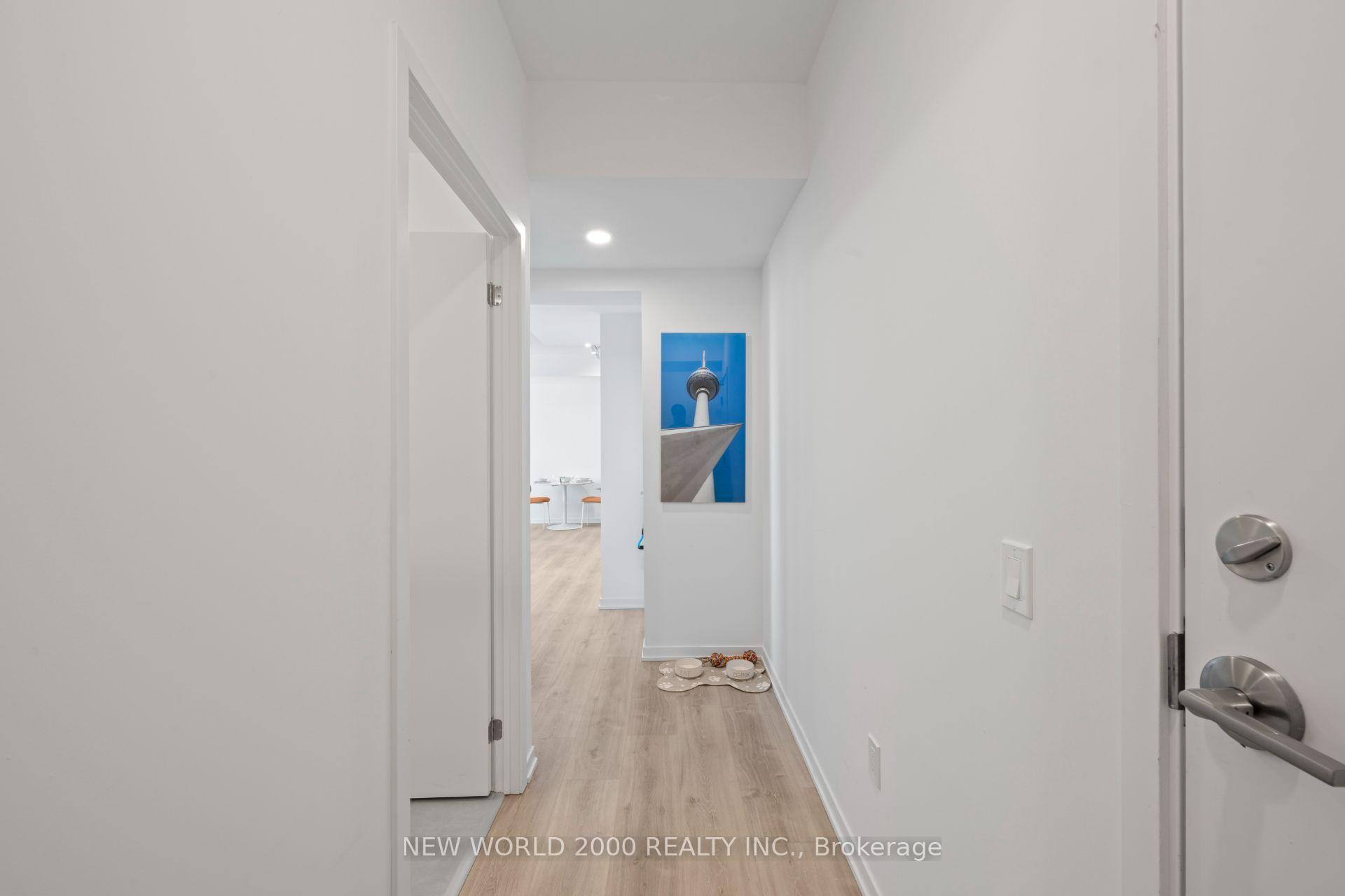 Photo 18 of Unit 1613, 101 Roehampton Avenue, Toronto, Mount Pleasant West — HOMEH