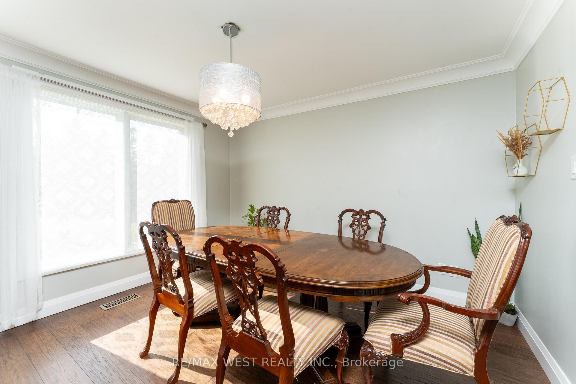 Photo 16 of 183 Ridge Road, Caledon, Bolton West — HOMEH