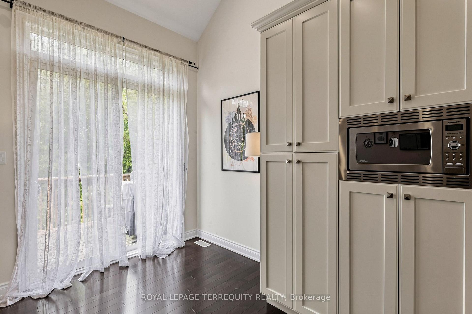 Photo 10 of Unit 12, 1815 Fairport Road, Pickering, Dunbarton — HOMEH