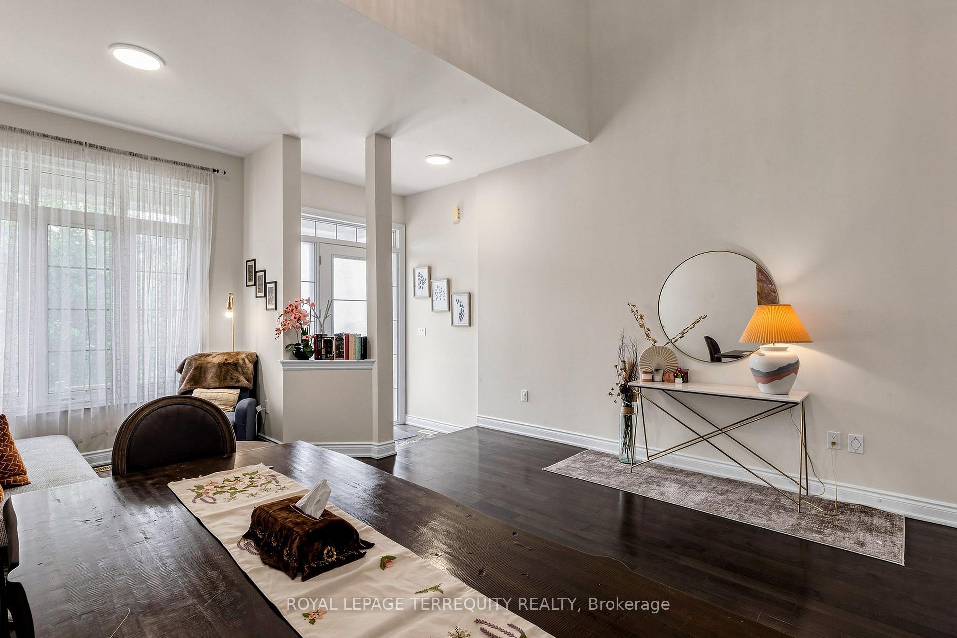 Photo 13 of Unit 12, 1815 Fairport Road, Pickering, Dunbarton — HOMEH