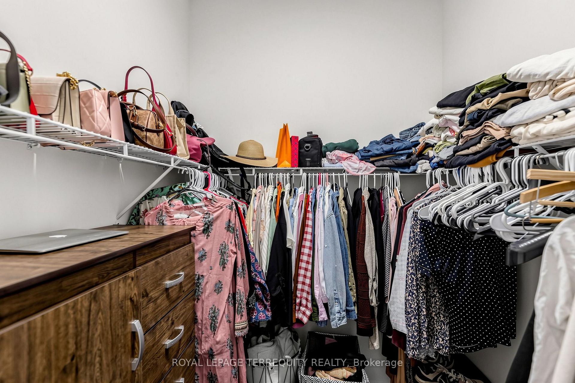 Photo 16 of Unit 12, 1815 Fairport Road, Pickering, Dunbarton — HOMEH