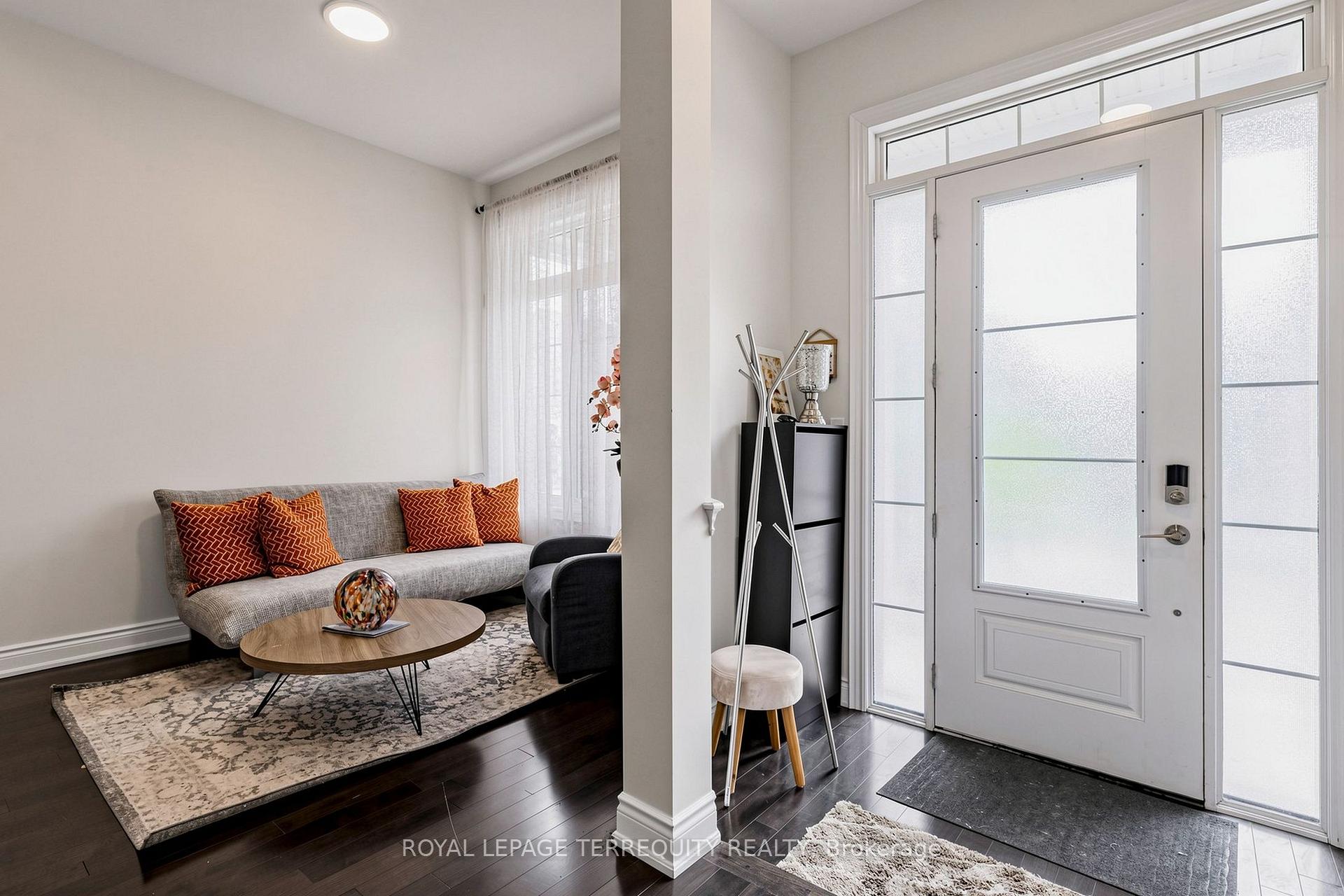 Photo 21 of Unit 12, 1815 Fairport Road, Pickering, Dunbarton — HOMEH