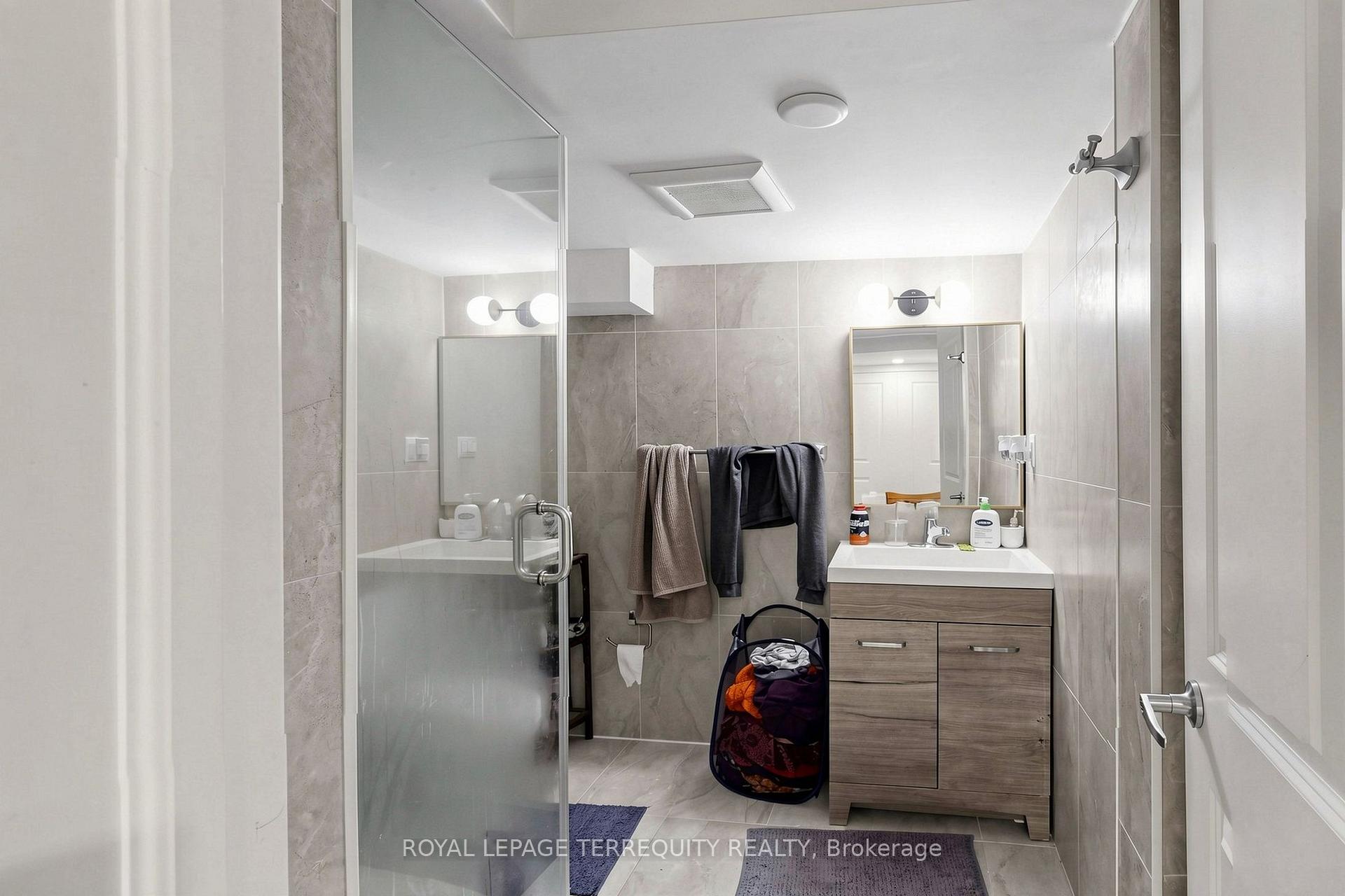 Photo 33 of Unit 12, 1815 Fairport Road, Pickering, Dunbarton — HOMEH