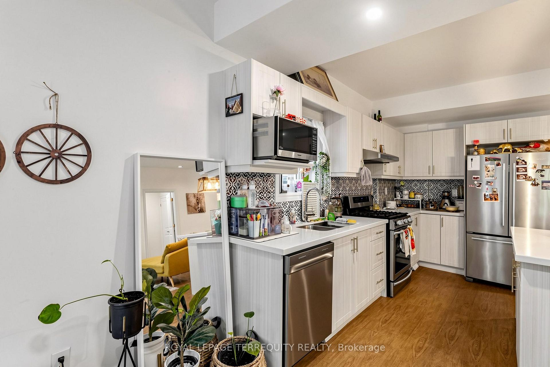 Photo 38 of Unit 12, 1815 Fairport Road, Pickering, Dunbarton — HOMEH