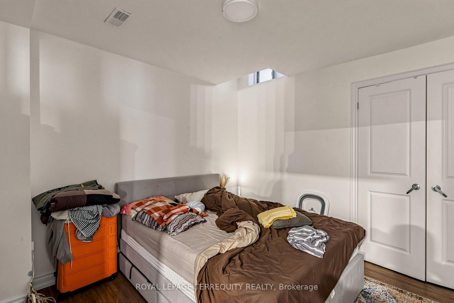 Photo 43 of Unit 12, 1815 Fairport Road, Pickering, Dunbarton — HOMEH